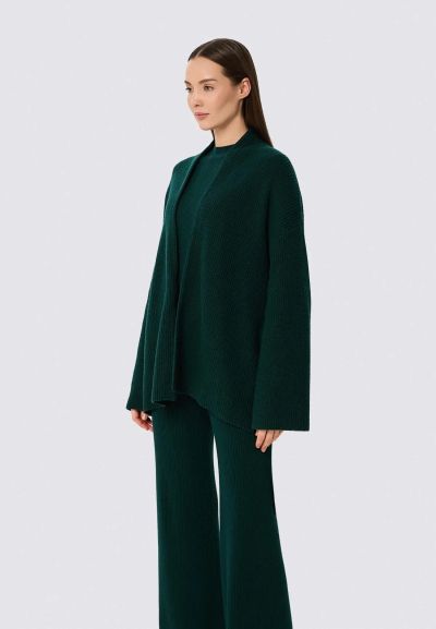 КАШМИРЕНА ЖИЛЕТКА Quiet Motion W25-00CH0301 MARC & ANDRE