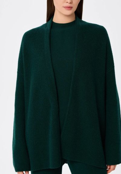 КАШМИРЕНА ЖИЛЕТКА Quiet Motion W25-00CH0301 MARC & ANDRE