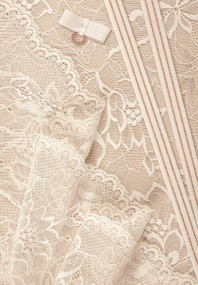 СУТИЕН PUSH-UP Dreamer S25-0415-04-RGM-LY MARC & ANDRE