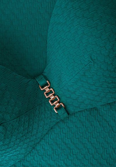 ДАМСКИ БАНСКИ ГОРНИЩЕ Quiet Grace L2607-YP-482 MARC & ANDRE